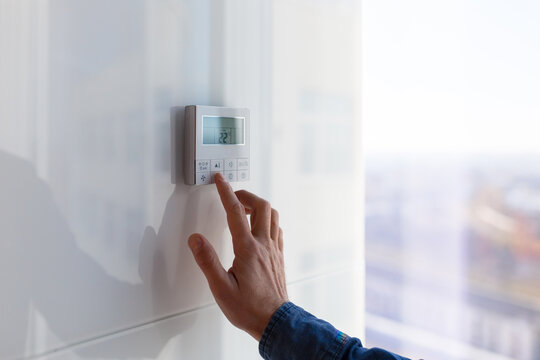 Keep Your Home Comfortable with Ceiling Fans & Thermostats